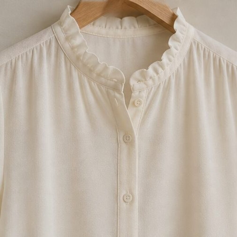 Ivory Ruffle Collar Blouse - Picture 4 of 6